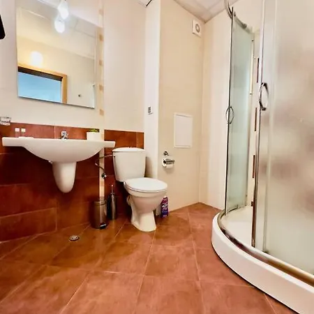 Forest View Apartment